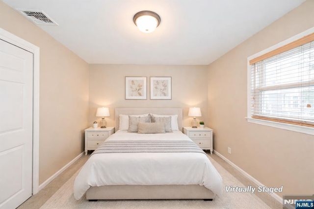 520 Hamilton Avenue, Hasbrouck Heights, NJ 07604