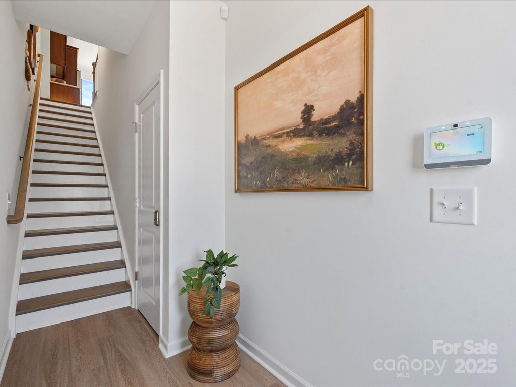 5524 Swaling Street, Charlotte, NC 28217