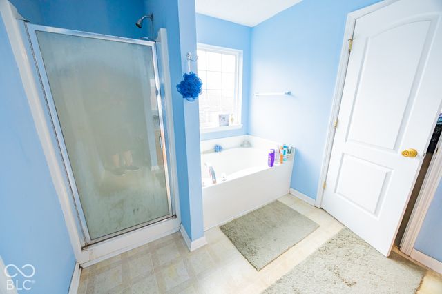 608 Rocky Meadow Drive, Greenwood, IN 46143