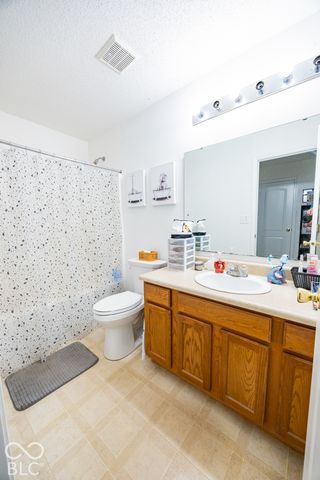 608 Rocky Meadow Drive, Greenwood, IN 46143