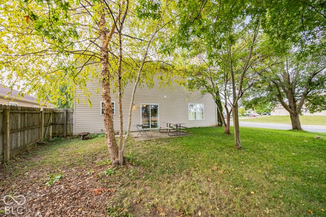 608 Rocky Meadow Drive, Greenwood, IN 46143