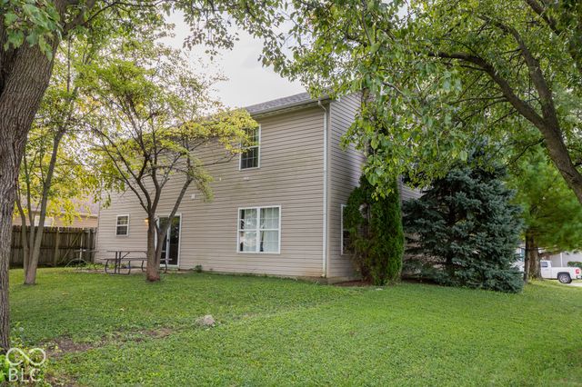 608 Rocky Meadow Drive, Greenwood, IN 46143