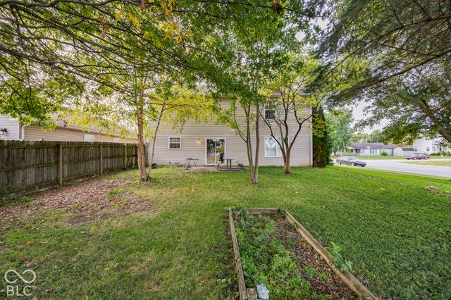 608 Rocky Meadow Drive, Greenwood, IN 46143