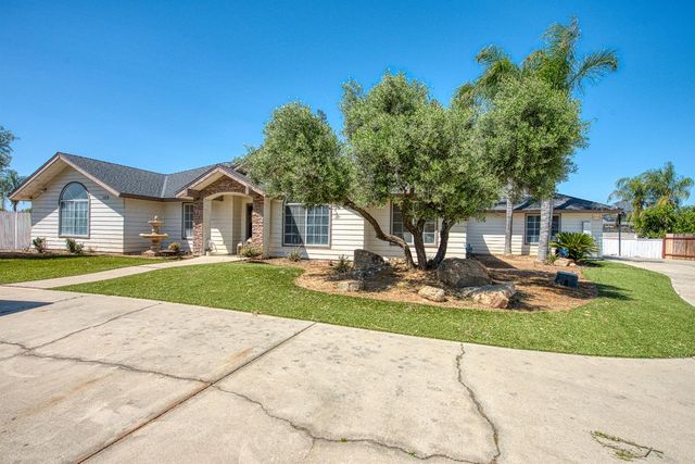 5358 W Clinton Avenue, Fresno, CA 93722