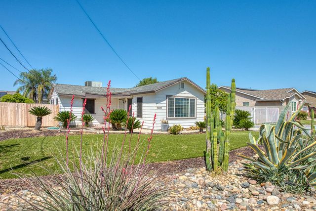5358 W Clinton Avenue, Fresno, CA 93722