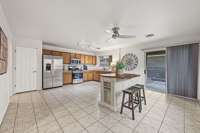 4182 E Boulder Springs Way, Tucson, AZ 85712