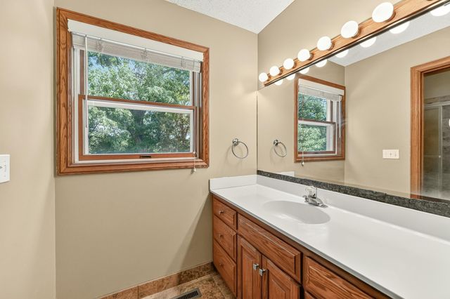 1408 Woodland Drive SW, Rochester, MN 55902
