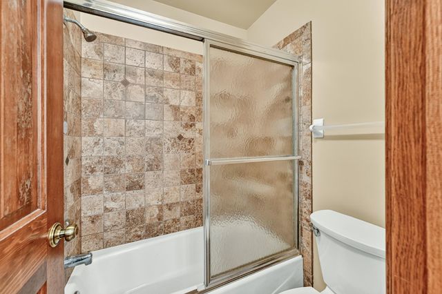 1408 Woodland Drive SW, Rochester, MN 55902