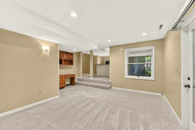 1408 Woodland Drive SW, Rochester, MN 55902