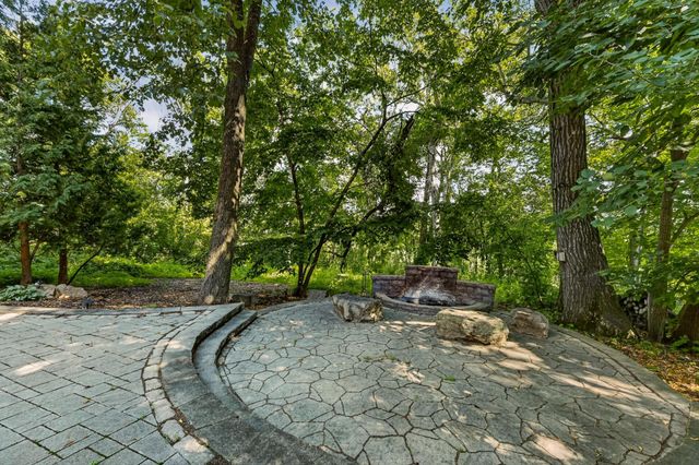 1408 Woodland Drive SW, Rochester, MN 55902