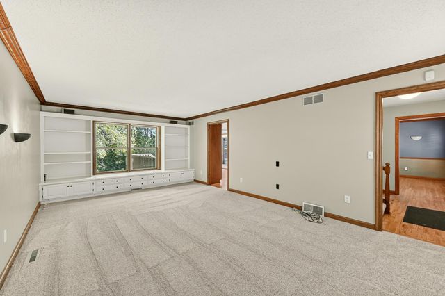 1408 Woodland Drive SW, Rochester, MN 55902