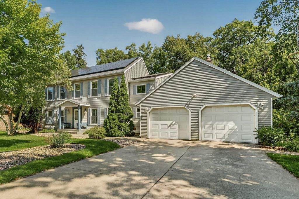 1408 Woodland Drive SW, Rochester, MN 55902