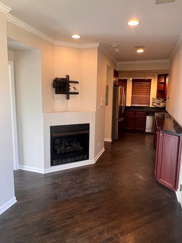 2053 W SUMMERDALE Avenue 3S, Chicago, IL 60625