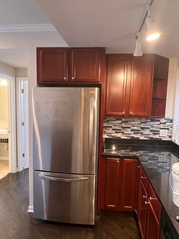 2053 W SUMMERDALE Avenue 3S, Chicago, IL 60625