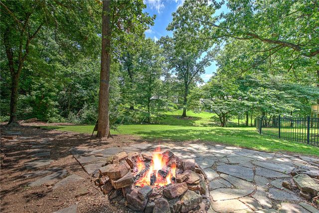 8038 E Brown Road, Lowell, AR 72745
