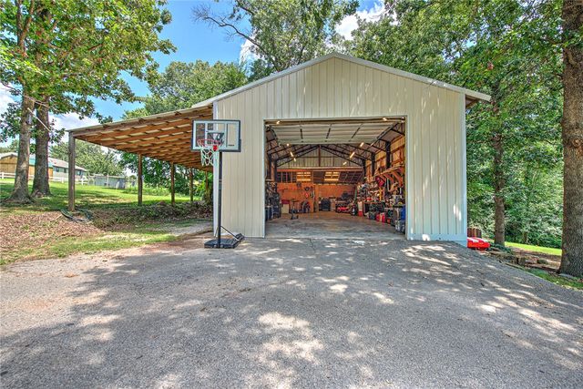 8038 E Brown Road, Lowell, AR 72745