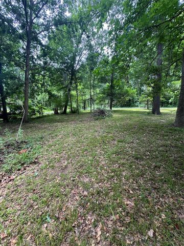 45 County Road 2859, Cleveland, TX 77327