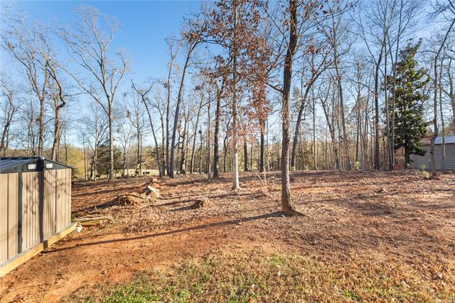 108 Thunder Valley Road, Seneca, SC 29678