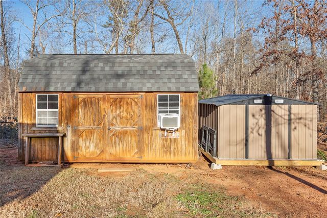 108 Thunder Valley Road, Seneca, SC 29678