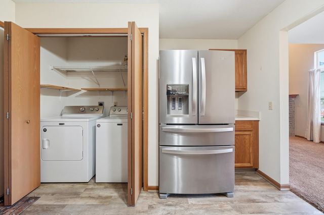 10585 Slate Run, New Haven, IN 46774
