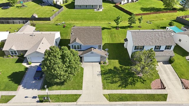 10585 Slate Run, New Haven, IN 46774