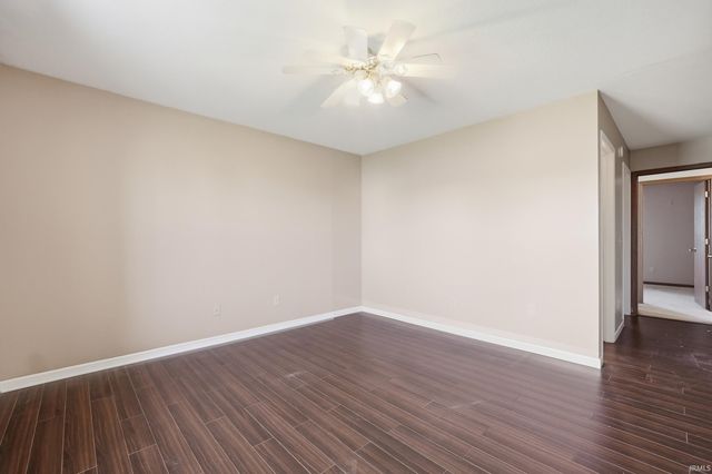 10585 Slate Run, New Haven, IN 46774