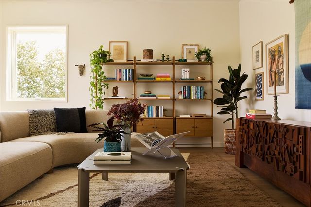 1847 Fanning Street, Los Angeles, CA 90026