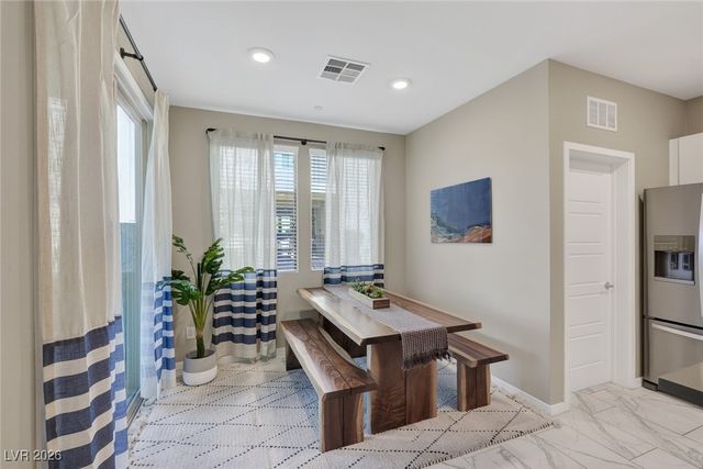 11256 Rainbow Peak Avenue 208, Las Vegas, NV 89135