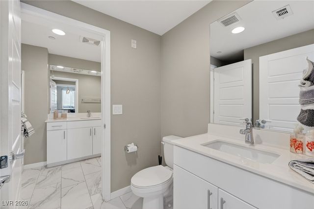 11256 Rainbow Peak Avenue 208, Las Vegas, NV 89135