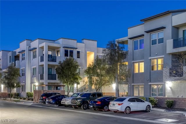 11256 Rainbow Peak Avenue 208, Las Vegas, NV 89135