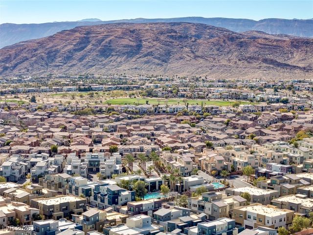 11256 Rainbow Peak Avenue 208, Las Vegas, NV 89135