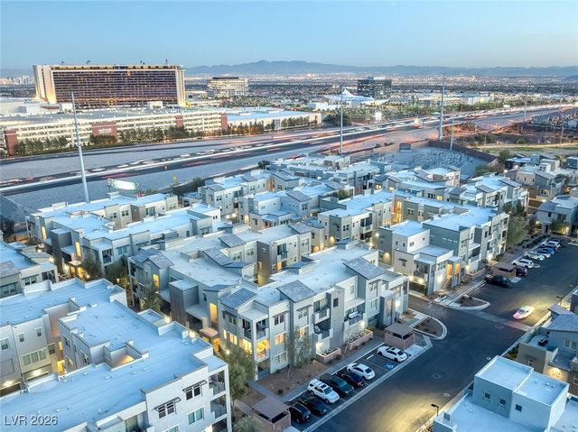 11256 Rainbow Peak Avenue 208, Las Vegas, NV 89135