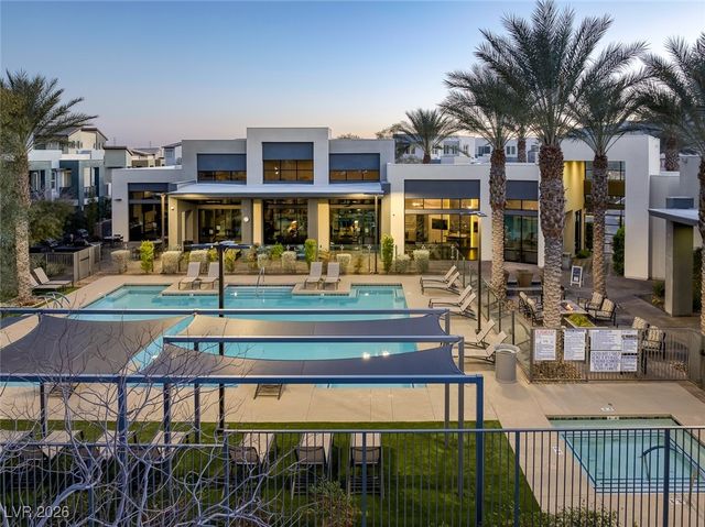 11256 Rainbow Peak Avenue 208, Las Vegas, NV 89135