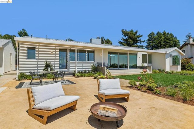 14001 Skyline Blvd, Oakland, CA 94619
