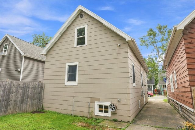 76 Sheffield Avenue, Buffalo, NY 14220