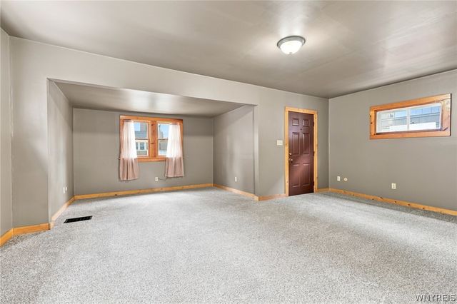 76 Sheffield Avenue, Buffalo, NY 14220