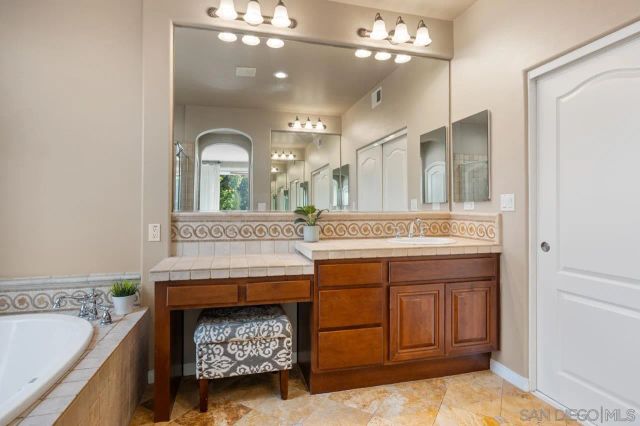 3986 Sacramento, La Mesa, CA 91941
