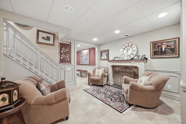2 Kalb Court, Dix Hills, NY 11746