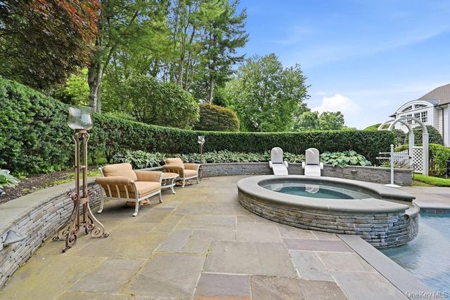 2 Kalb Court, Dix Hills, NY 11746