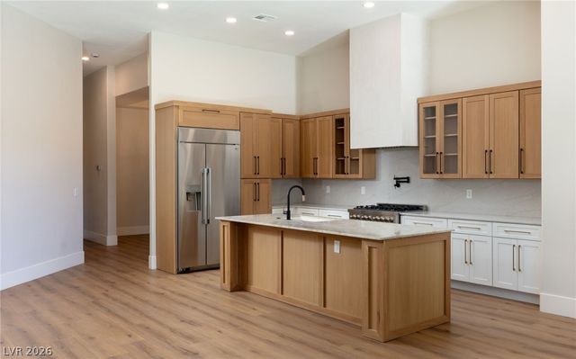 8649 Robinson Ridge Drive, Las Vegas, NV 89117