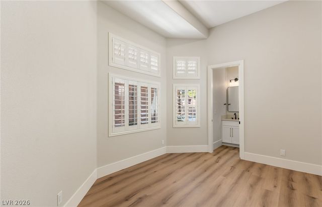 8649 Robinson Ridge Drive, Las Vegas, NV 89117