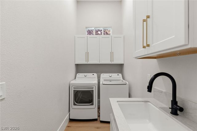 8649 Robinson Ridge Drive, Las Vegas, NV 89117