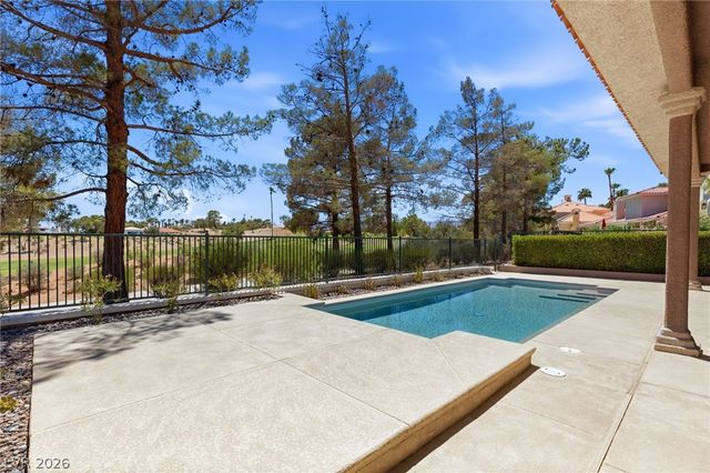 8649 Robinson Ridge Drive, Las Vegas, NV 89117