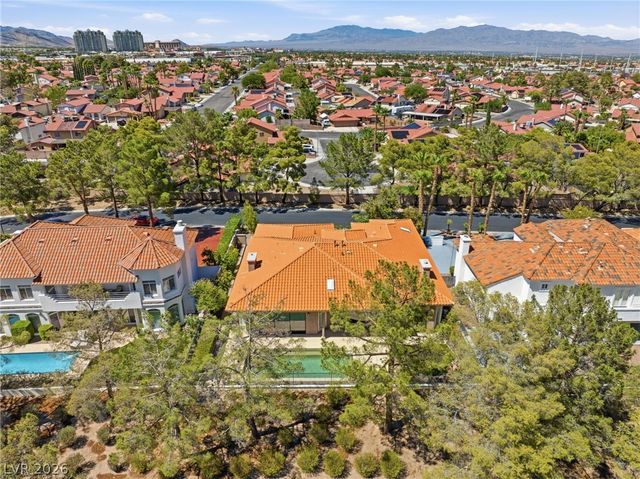 8649 Robinson Ridge Drive, Las Vegas, NV 89117