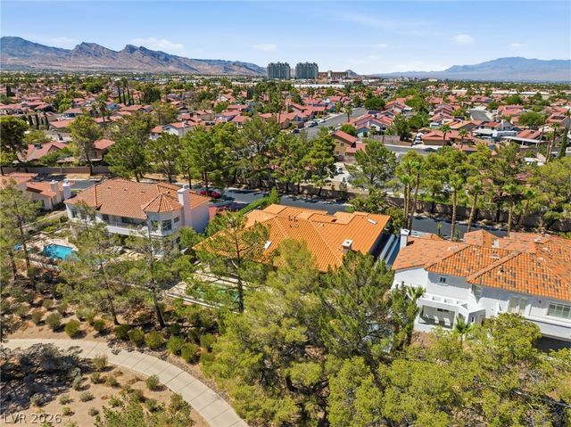 8649 Robinson Ridge Drive, Las Vegas, NV 89117
