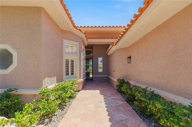 8649 Robinson Ridge Drive, Las Vegas, NV 89117
