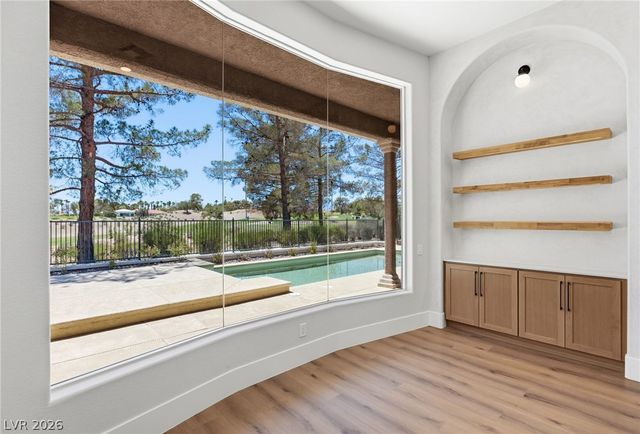 8649 Robinson Ridge Drive, Las Vegas, NV 89117