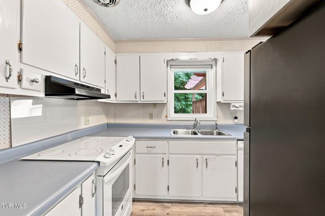 273 Deerfield Drive, Bristol, TN 37620