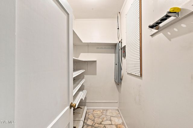 273 Deerfield Drive, Bristol, TN 37620