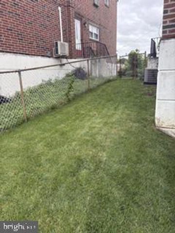 8310 STRAHLE PL, Philadelphia, PA 19111